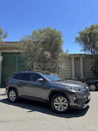 Toyota RAV4-4