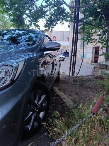 Hyundai Accent-9