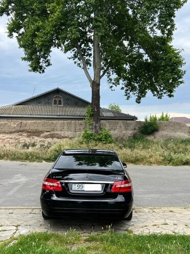 Mercedes E 220-5