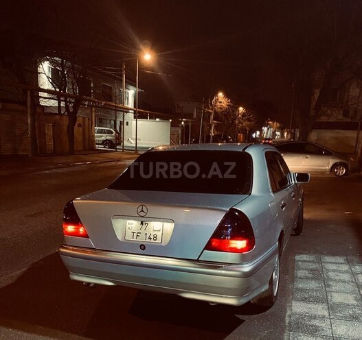 Mercedes C 230-4