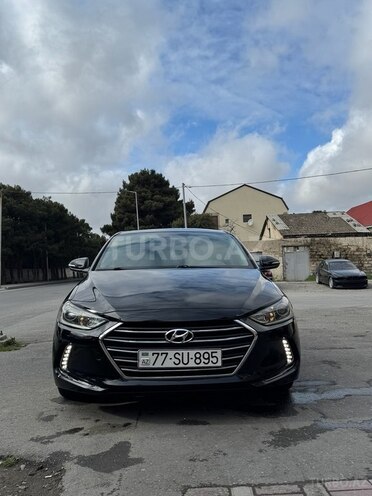 Hyundai Elantra-1