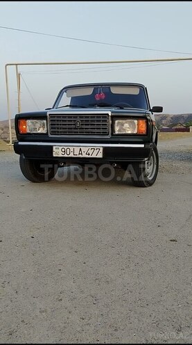 LADA (VAZ) 2107-1