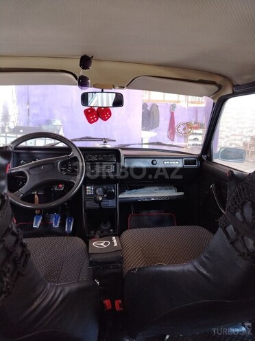 LADA (VAZ) 2107-8