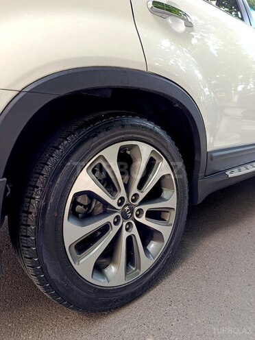 Kia Sorento-16