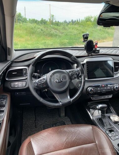 Kia Sorento-7