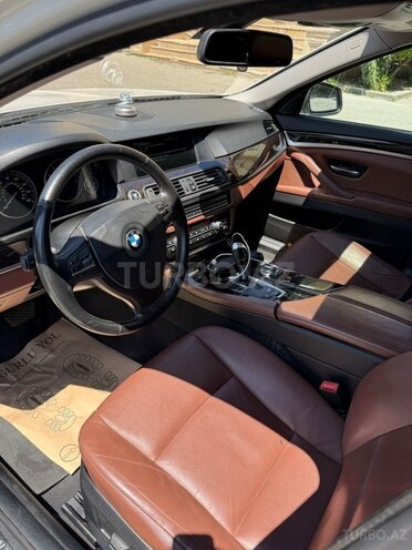 BMW 528-9