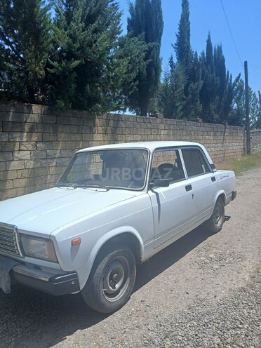 LADA (VAZ) 2107-2