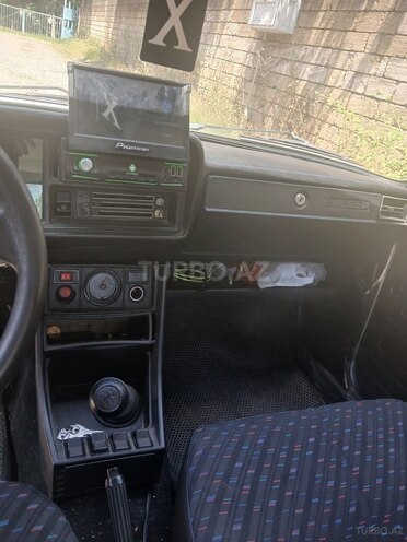 LADA (VAZ) 2107-13