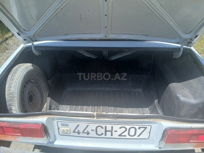 LADA (VAZ) 2107-15