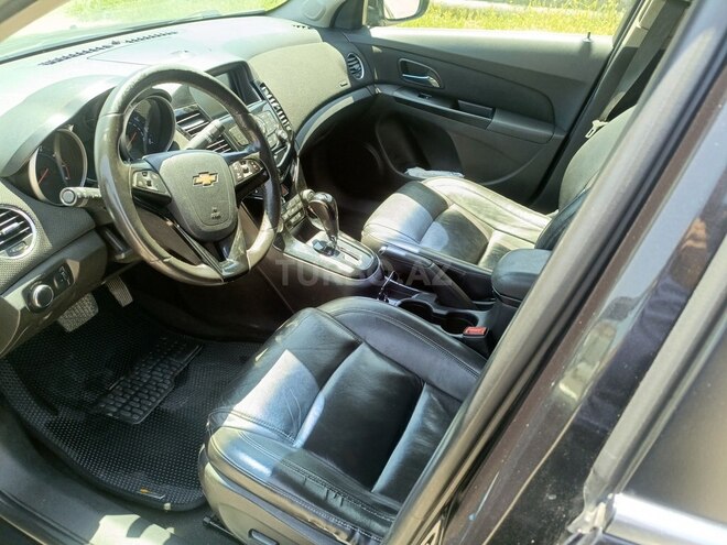 Chevrolet Cruze-6