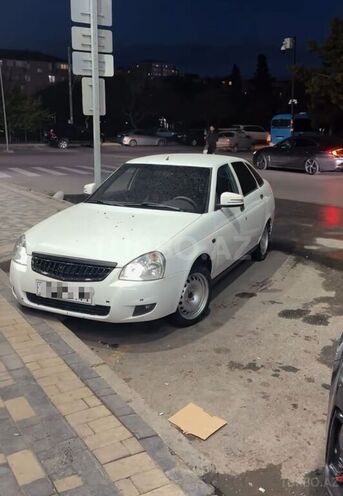 LADA (VAZ) Priora-1