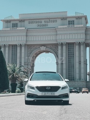 Hyundai Sonata-3