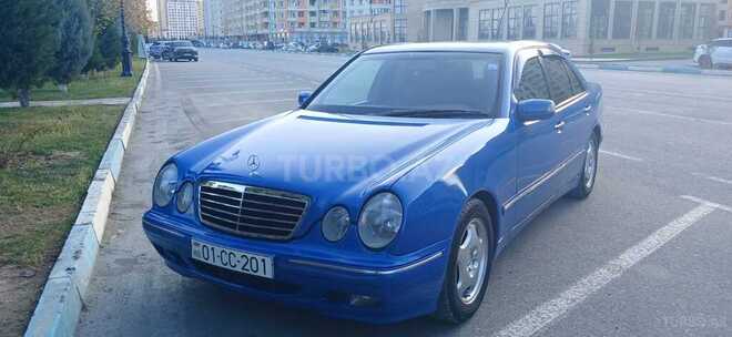 Mercedes E 270-2