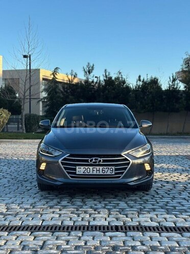 Hyundai Avante-3