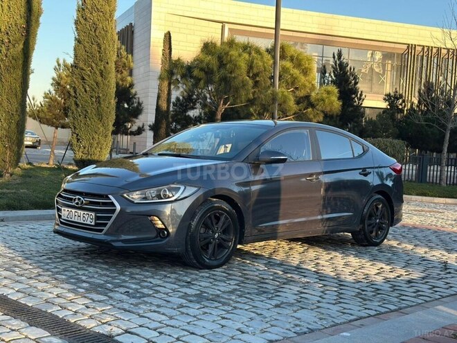 Hyundai Avante-4