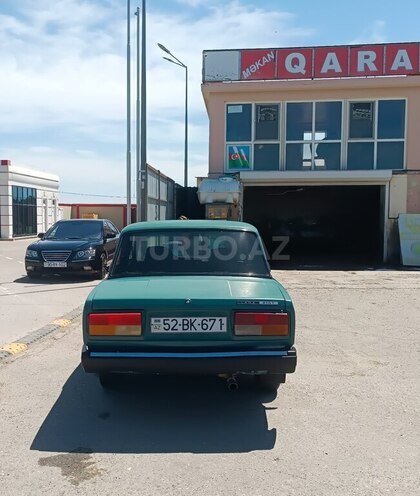LADA (VAZ) 2107-2