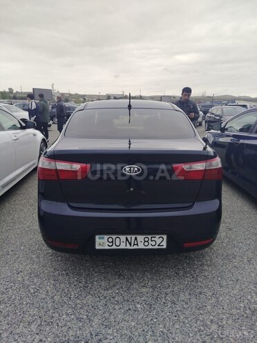 Kia Pride-2