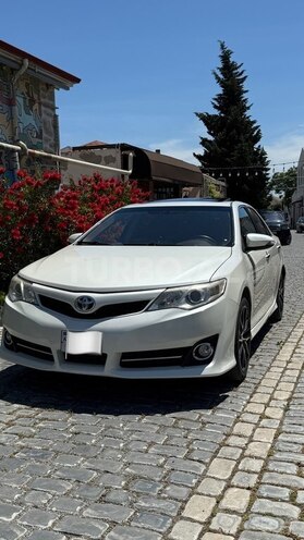 Toyota Camry-5