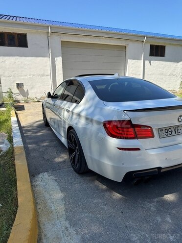 BMW 528-7