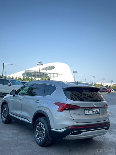 Hyundai Santa Fe-4