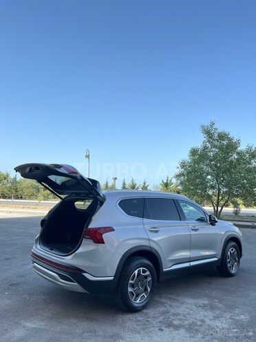 Hyundai Santa Fe-9