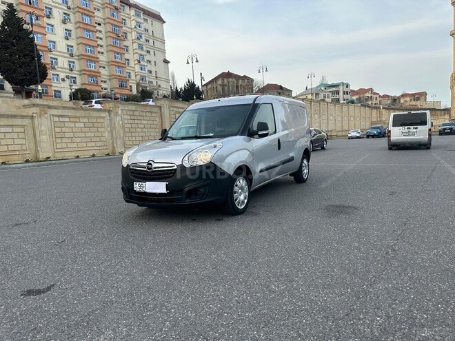 Fiat Doblo-4