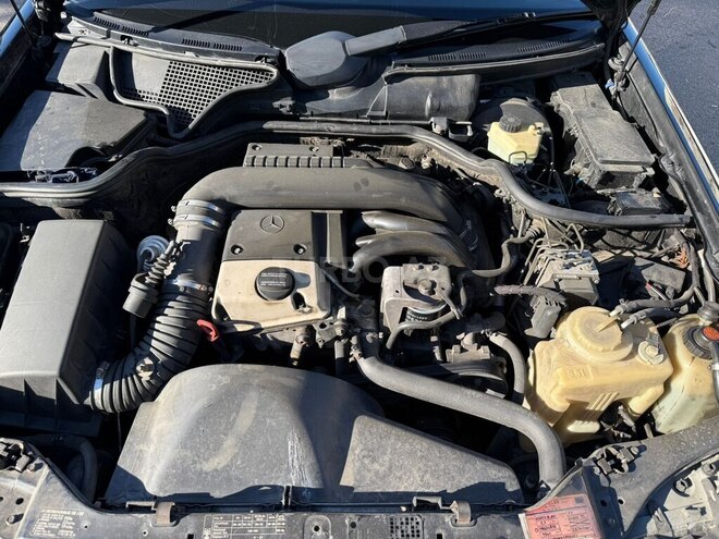 Mercedes E 220-15