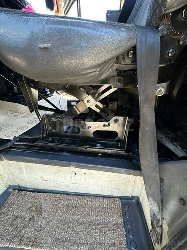 Ford Transit-4