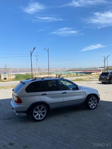 BMW X5-8