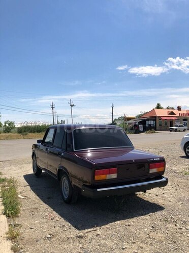 LADA (VAZ) 2107-15