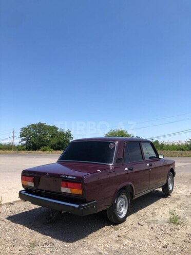 LADA (VAZ) 2107-17