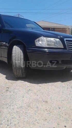 Mercedes C 200-2