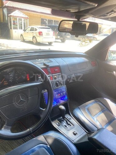 Mercedes C 200-6