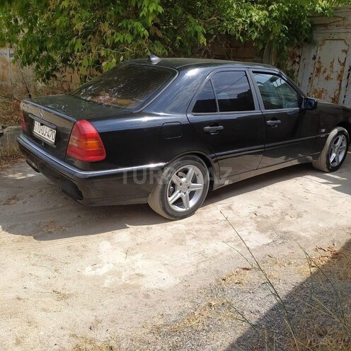 Mercedes C 200-3