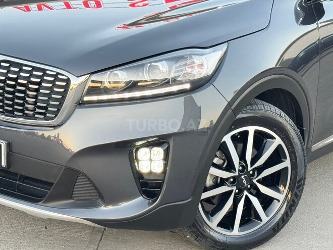 Kia Sorento-4