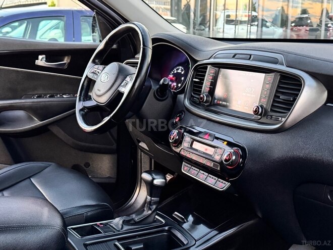 Kia Sorento-22