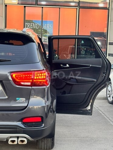 Kia Sorento-15