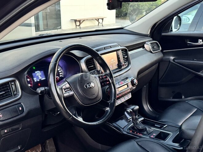 Kia Sorento-20
