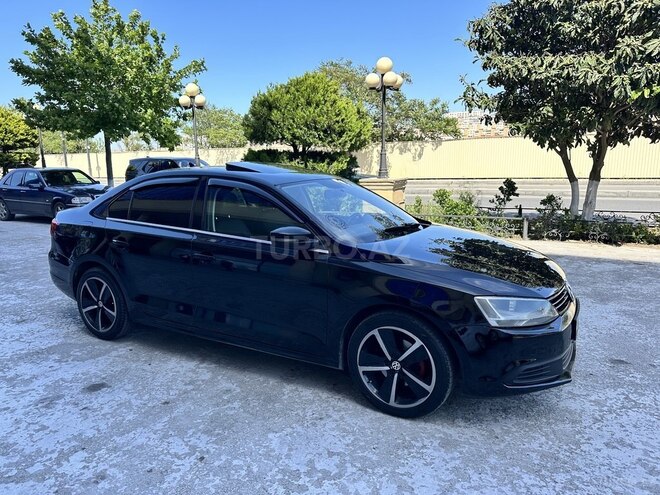 Volkswagen Jetta-19