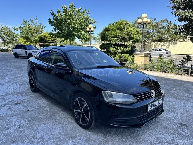 Volkswagen Jetta-18