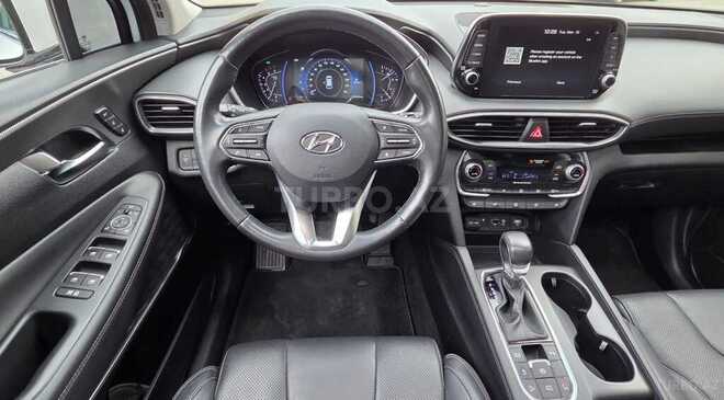 Hyundai Santa Fe-6