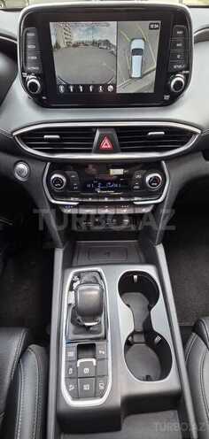 Hyundai Santa Fe-11