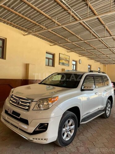 Toyota Land Cruiser Prado-3