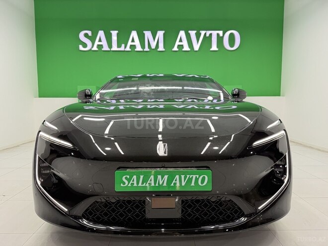 Avatr 12-2