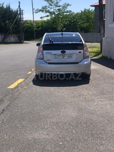 Toyota Prius-15