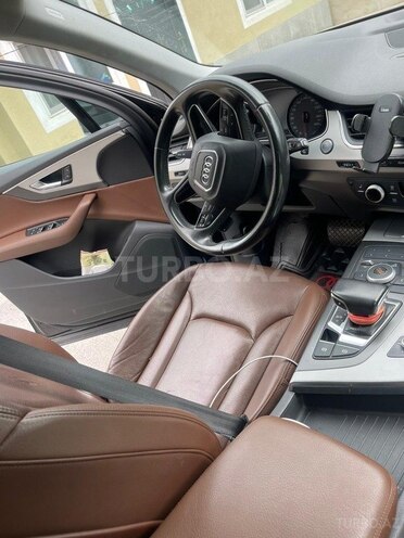 Audi Q7-12
