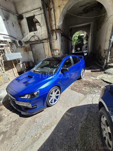 Mitsubishi Lancer-4