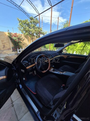Mercedes E 220-3