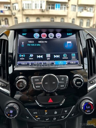 Chevrolet Cruze-9