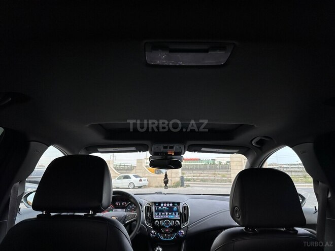 Chevrolet Cruze-11